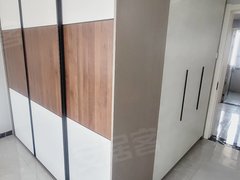 新泰新兴路客运中心居豪凯旋城两室两厅,全套家具家电拎包入住,第一次出租出租房源真实图片