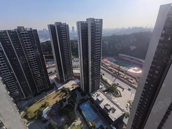 广州黄埔开发东区富力新城全新小区放租豪华装修业主急租100平三房两