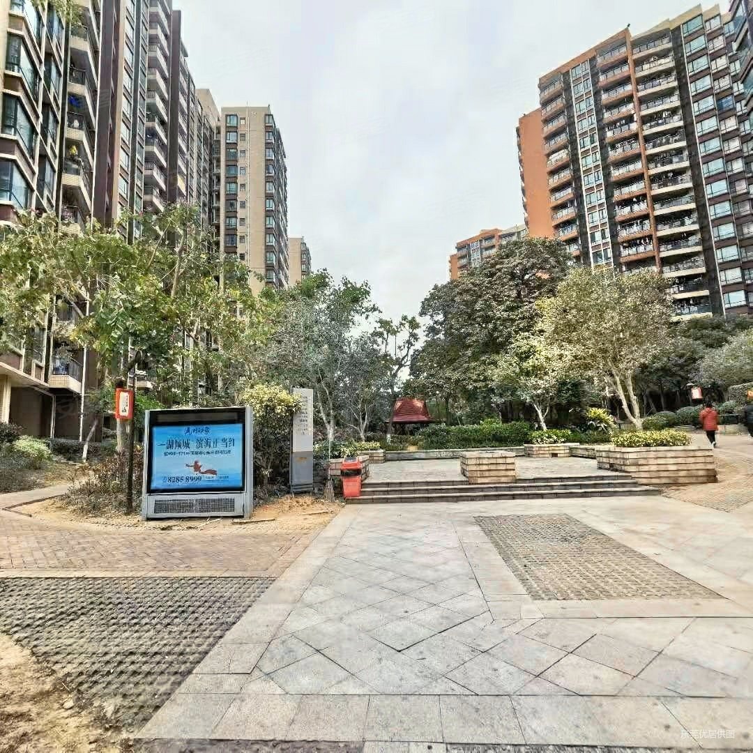 长安滨海湾几何中心长安花园高楼层精装修3房业主急售