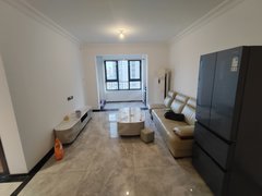 运城盐湖南风广场优选好房 碧桂园云顶 电梯精装三居两卫 家电家具齐全 看房走出租房源真实图片