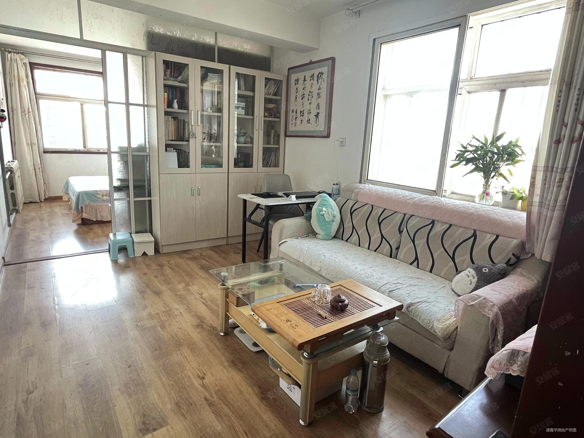 西山花苑2室1厅1卫61㎡南北56万