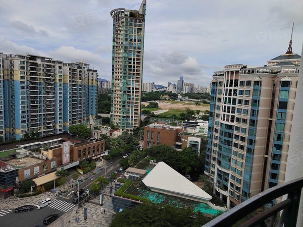 深圳福田香蜜湖东海花园(二期)东海花园二期,新放盘,客厅带阳台,看房
