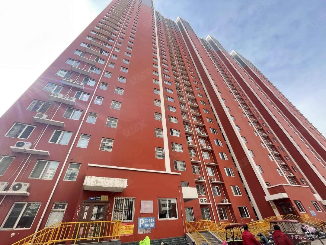 急售 植物园附近新一代c精装两室两厅一卫,新一代c区二手房,97万,2室2