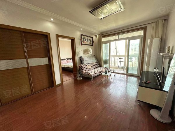 【多图】东方悦居苑,杨思租房,正规电梯一房两厅 小区中间位置 没有