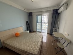 镇江润州镇江万达万达广场火车站附近景天花园带阳台民水民电可短租押一付一随时看出租房源真实图片
