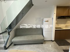 信阳浉河天润广场浉河北岸 复式公寓 拎包入住 采光通透出租房源真实图片