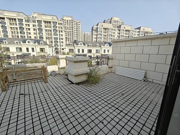 济南历城华山中海华山珑城湖畔园