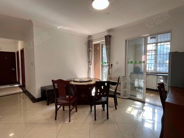 合生颐景华苑东晓南地铁站美食街中山大学附属医院