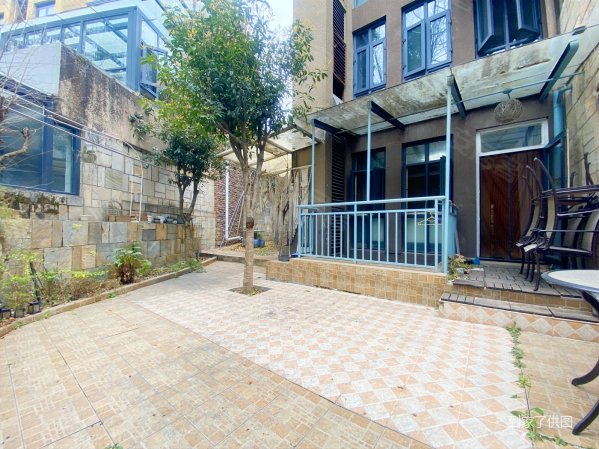 一楼前后花园近100平套四龙泉大面龙城1号