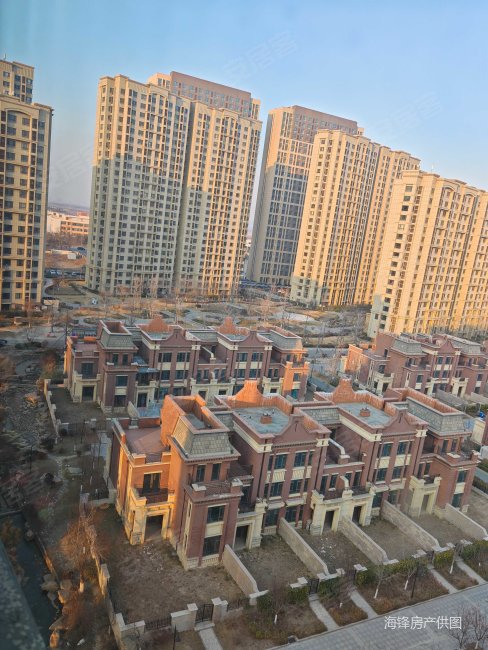 滨海弘润金茂府二手房,85万,3室2厅,2卫,148平米