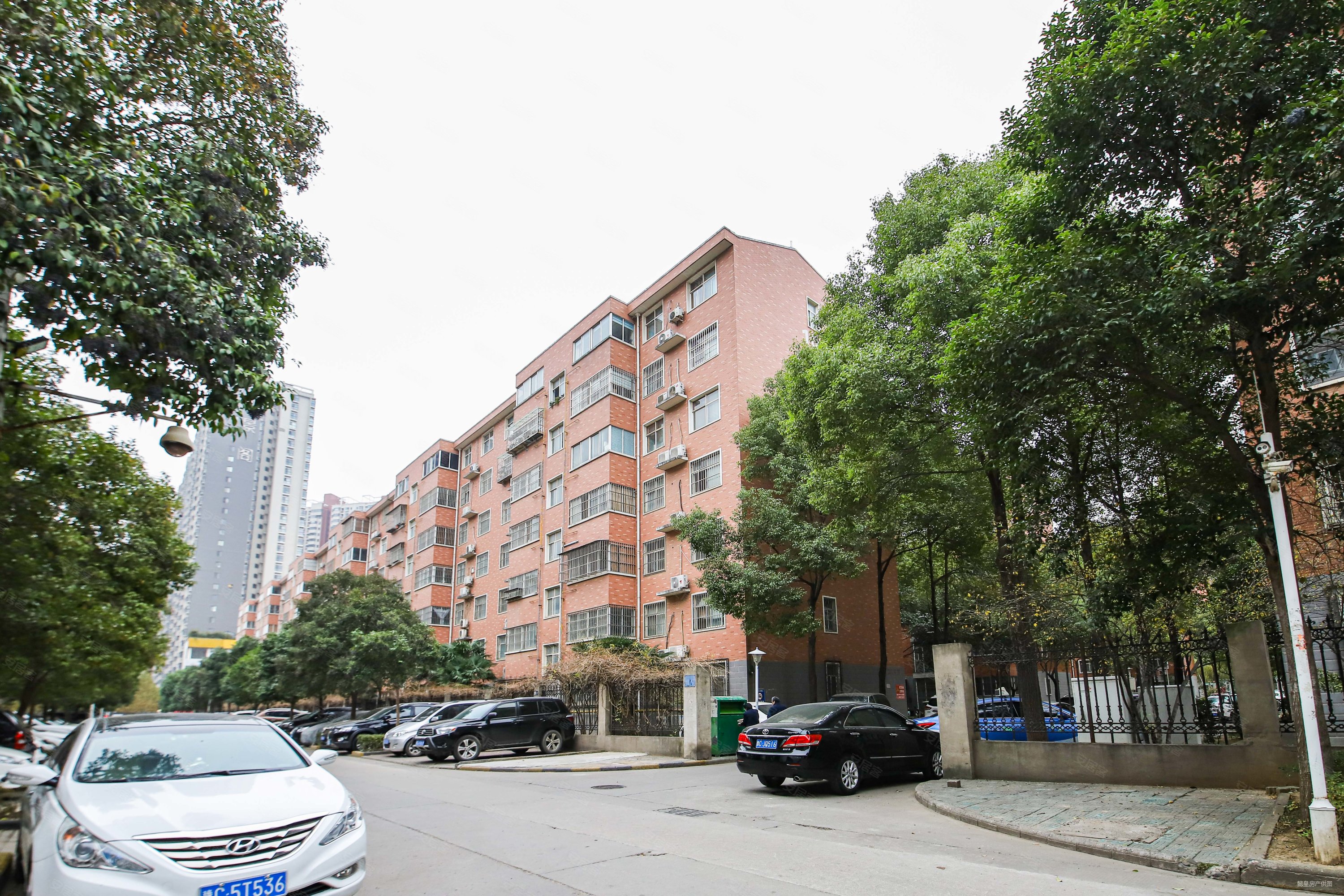 洛阳房产网>洛阳二手房>涧西二手房>南昌路二手房>兴隆花园(西院)>