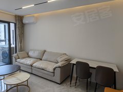 上海闵行梅陇地铁0距离 价格接的天花板 精装一室一厅 车位好办 办居住证出租房源真实图片