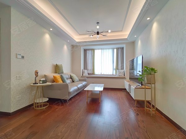 阳光城上府 精装三房出租 滨康路1号线  金地天逸 拎包入住