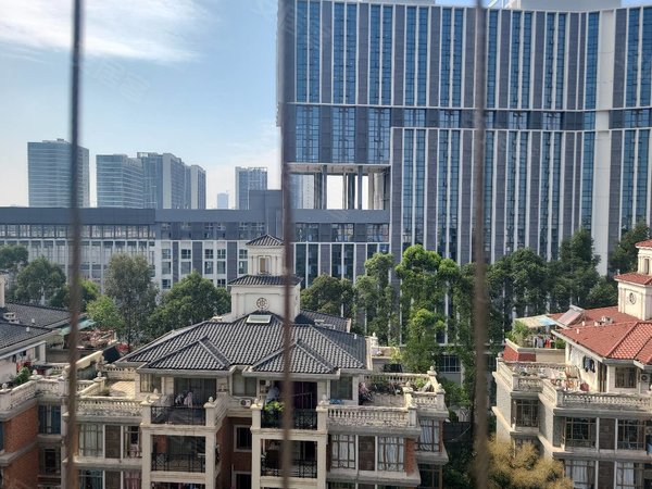 广州增城新塘海伦堡花园海伦堡新装修的3房,采光好出租房源真实图片