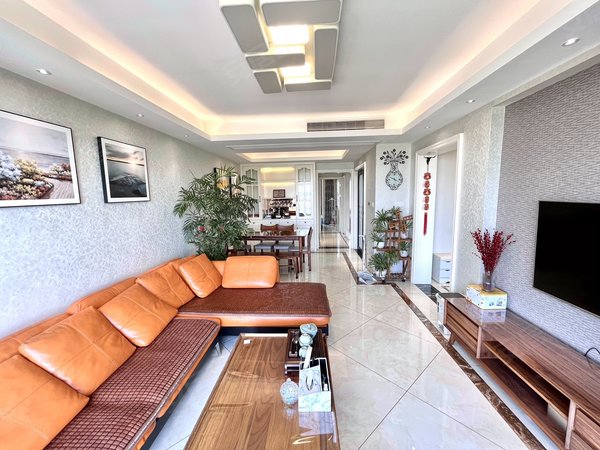 【多图】郡望府,新街租房,郡望府房子干净整洁,3室2厅2卫,原房东,视野