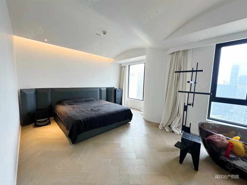 (设计师的家)刷新认知范围的精装跃层(紫御江山天誉)