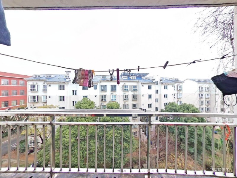 学府雅苑 低密度社区 正南朝向 商品住宅 近医院