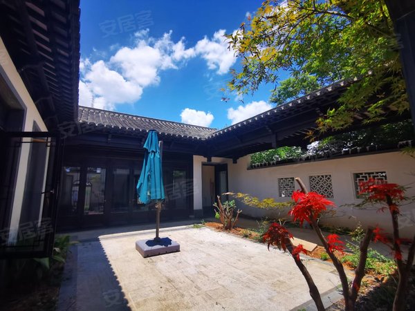杭州临安青山湖绿城桃李春风(别墅)桃李春风三房三卫合院别墅出租