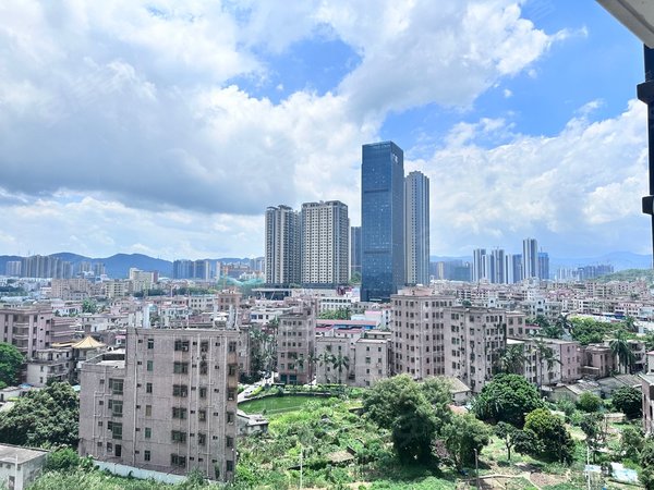 深圳坪山坪山恒大城(二期)恒大成近比亚迪,租金实惠,3000起可租到房子