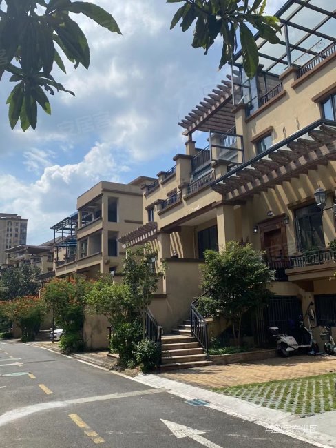 御泉香山别墅业主急售