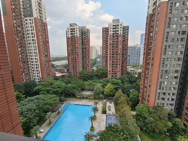 东莞南城南城车站万科金悦香树万科金悦香树 3室2厅1卫  仅2700速联系