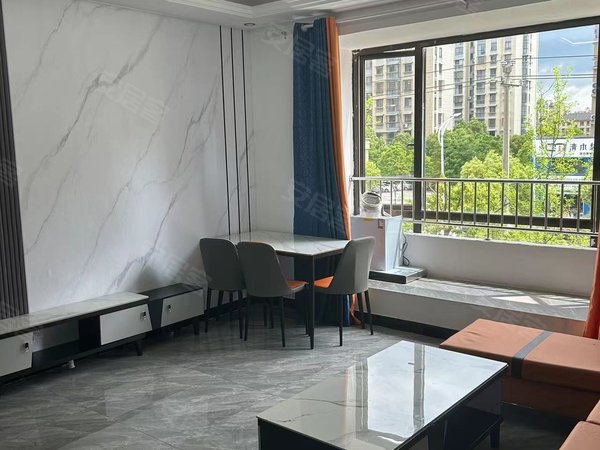 绍兴诸暨诸暨市区朗臻熙苑急租朗臻熙苑2室,在不夜城场附近,1.