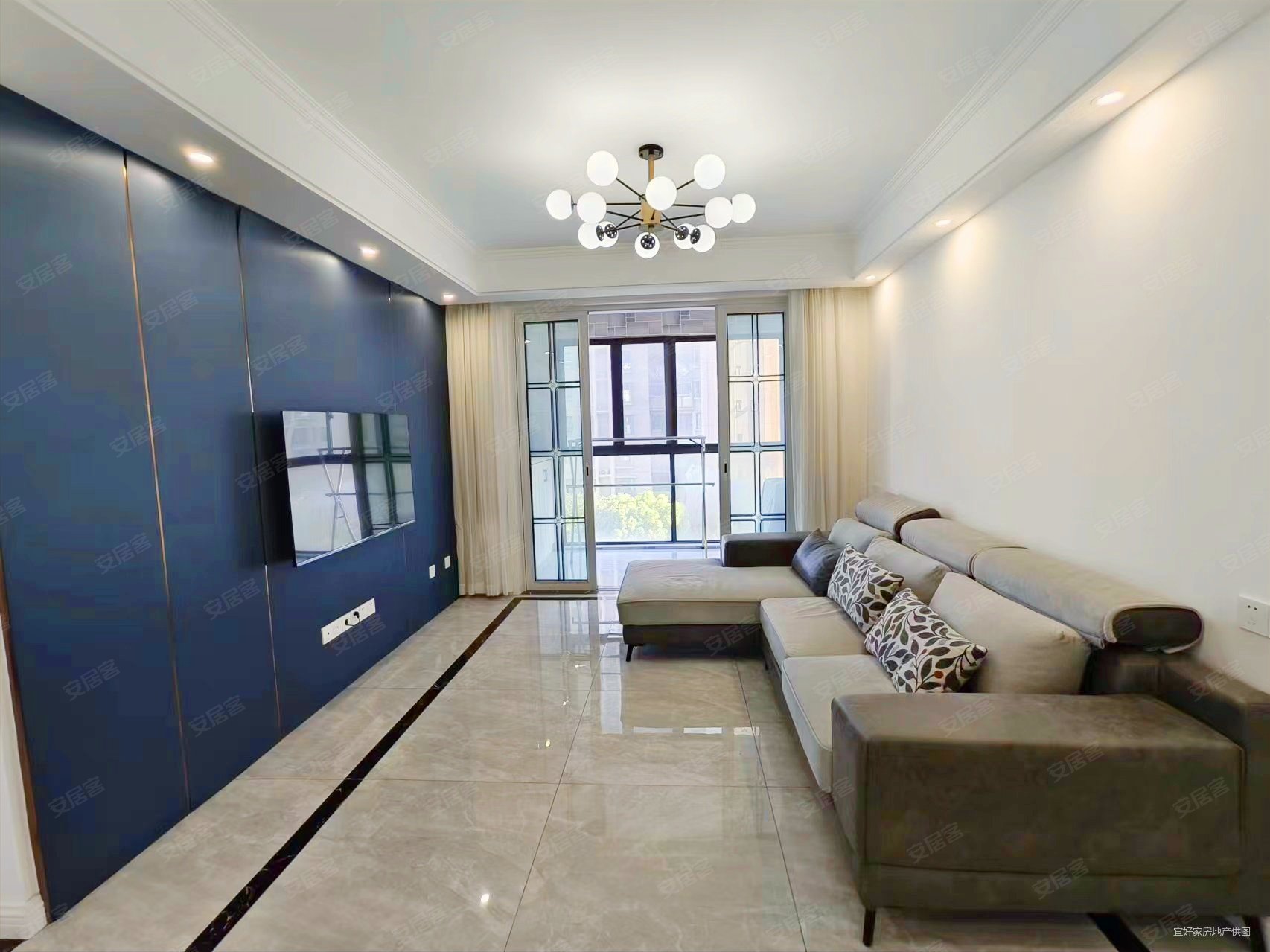 花样年  精装修两房  房东急卖