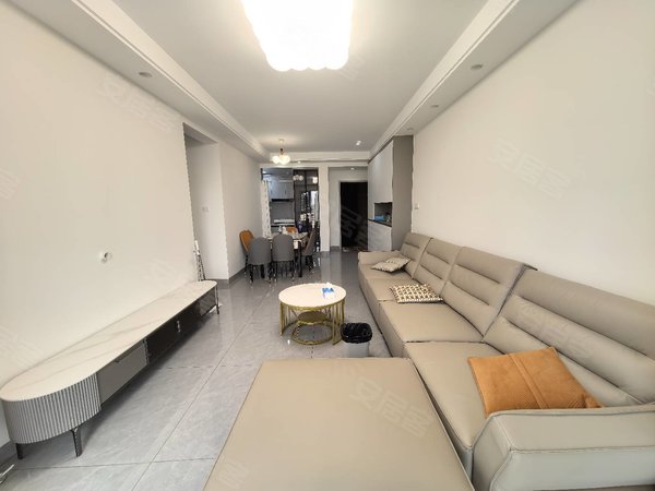 凉山西昌长宁小区邦泰玖熙台航天学校附近，精装套三，出租家具家电齐全，拎包入住。出租房源真实图片