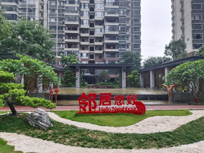 房子在好楼层,朝南户型,四房精装,拎包入住,证件齐全,,恒泰幸福港湾