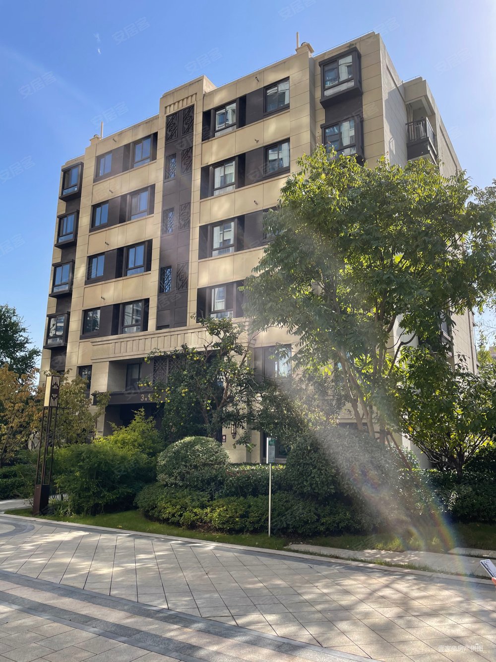 从未入住的新现房睿怡庭景观精装通透四房急售价格可谈随时看