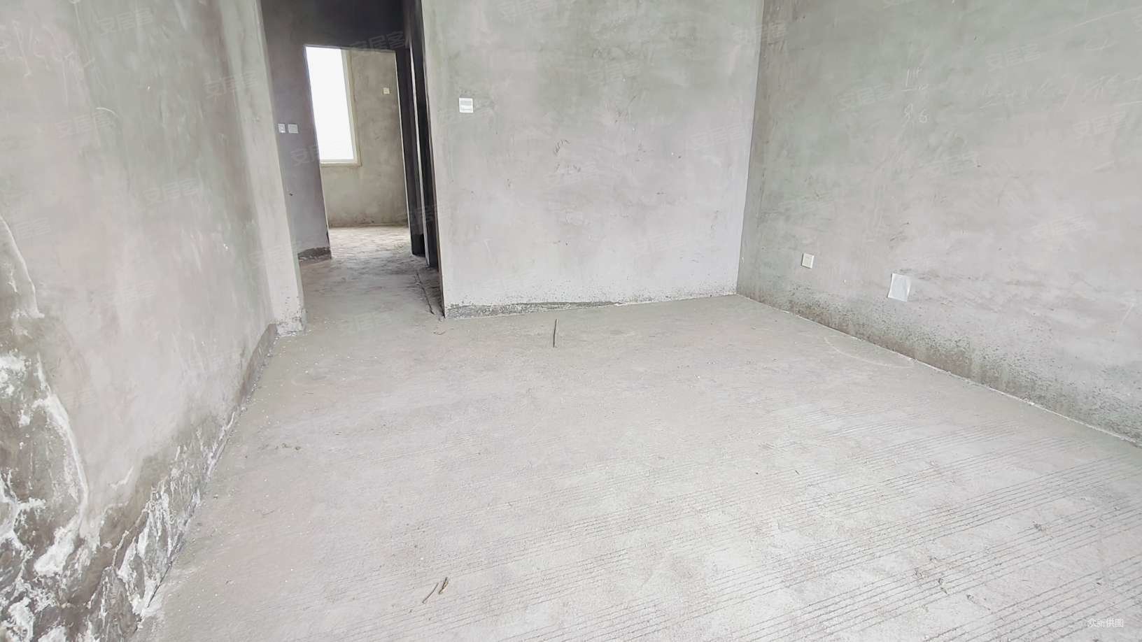海棠一号院4室3厅3卫135.8㎡南北115万