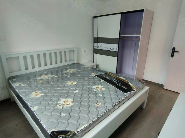 上海松江车墩松南城欣哲苑松南城欣哲苑精装一房家电齐全近超市菜市场