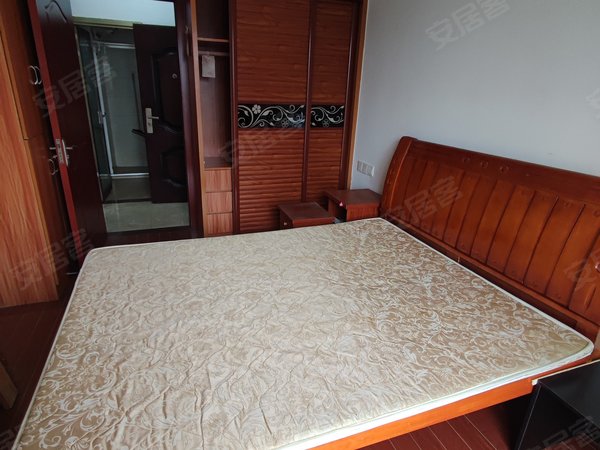 福州台江万宝福机新苑二区福机新苑二区 2室1厅1卫  电梯房 精装修60