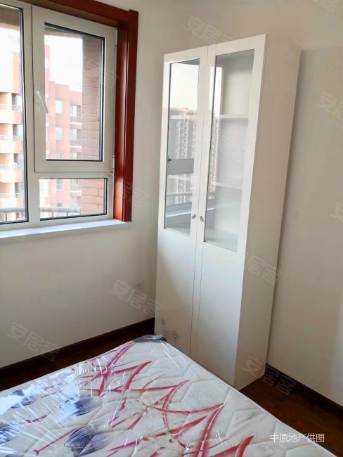 津铁泽苑两室南北通透 临地铁二附属 急售 大商量 精装拎包住