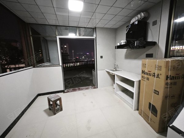 金华武义县武义城南赵宅安置小区赵宅夜市两室带大露台,无中介押一付一可随时看房拎包入住出租房源真实图片