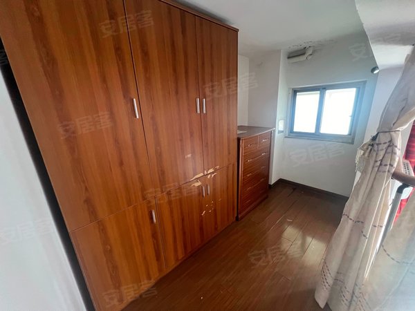 上海青浦香花桥都汇华庭(公寓住宅)崧泽高架入口处,去虹桥不堵车,复式