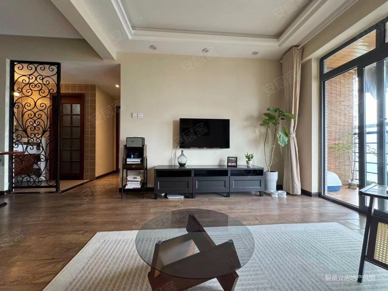 成都房产网>成都二手房>高新区二手房>远大二手房>锐力领峰>800_600