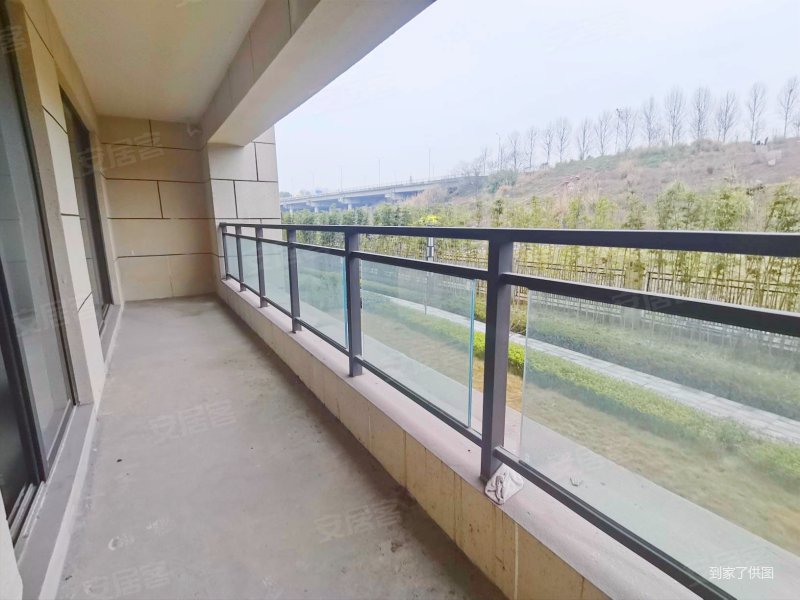 亏了很多现在急需出售 带拔中 大刀还价随时看房,桥达天蓬樾府海棠谷