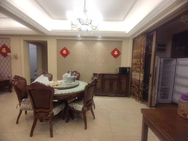 星河湾二号园 4室2厅3卫 电梯房 豪华装修 194平米,城阳租房-青岛58