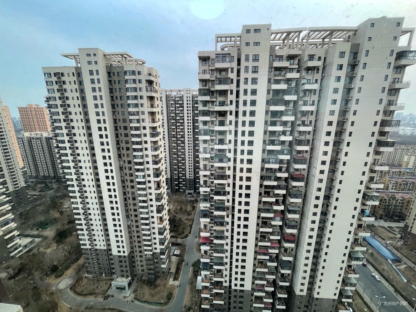 竹海小区1室1厅1卫66.04㎡南69万