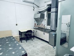 商丘梁园凯旋商城新师院附近单间,独立卫生间洗衣机热水器空调等家具齐全出租房源真实图片