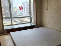 特莱维步梯三楼两室一厅 家电齐全拎包入住