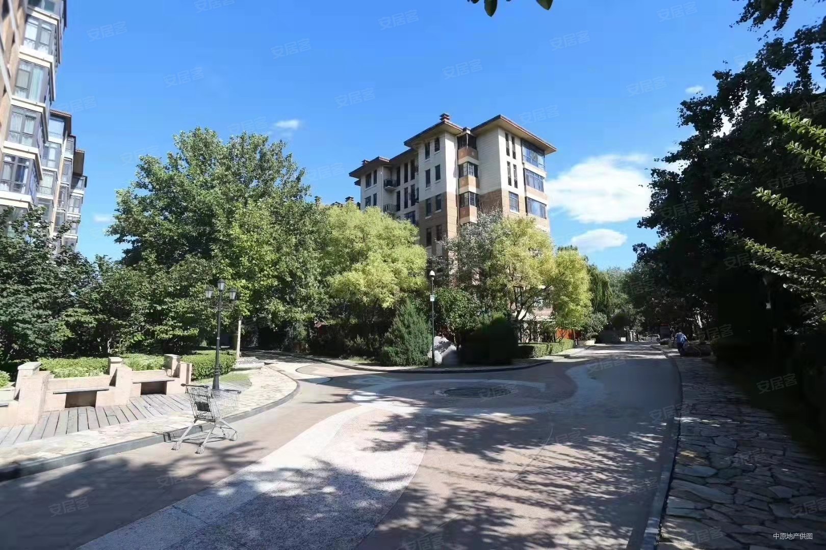 北京房产网>北京二手房>海淀二手房>万柳二手房>万城华府龙园>1620