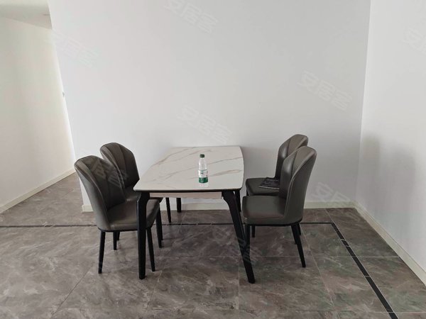 徐州鼓楼九龙湖新城玖珑湖高档社区地铁口新城玖珑湖电梯房三室两厅两卫精装修家具家电密码出租房源真实图片