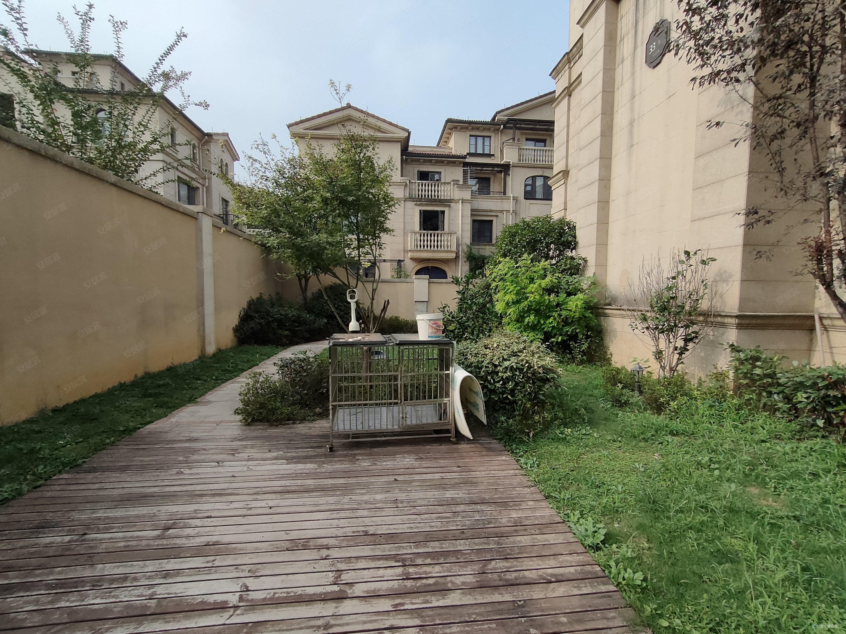 九龙仓雍景山别墅