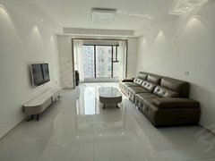 尉氏尉氏县尉氏汽车站出租鼎盛花半里，三室二厅二卫，精装 家具家电齐全，拎包入住！出租房源真实图片