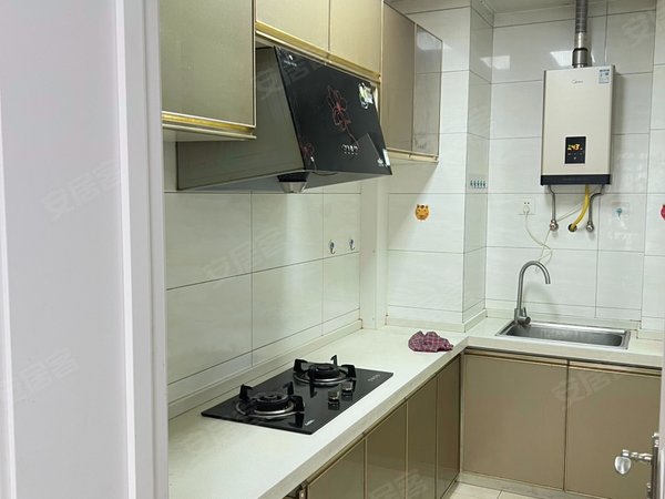 徐州新沂南京路宏基天城宏基天城两室一卫 三个空调 1400月包物业 有钥匙随时看出租房源真实图片