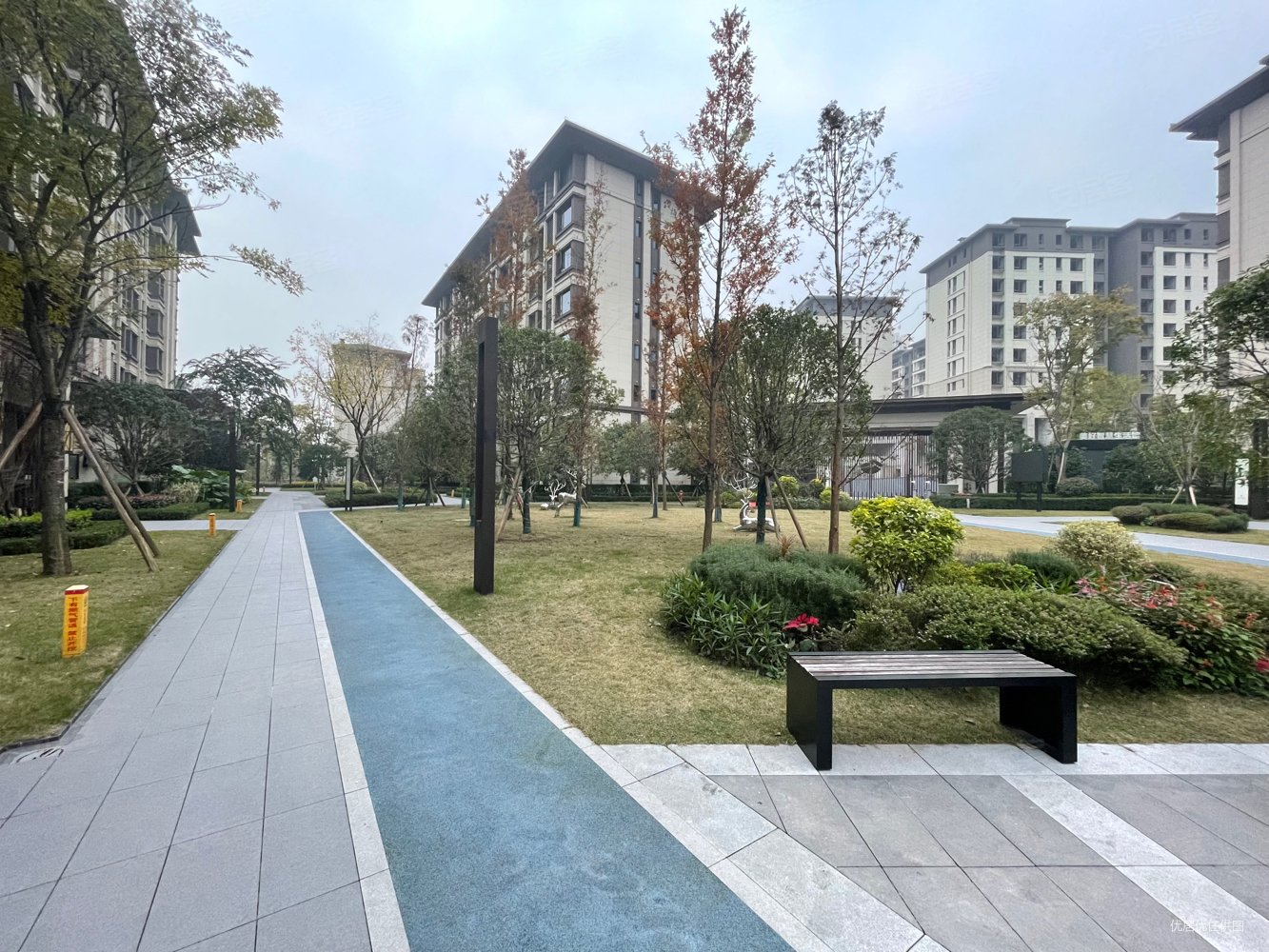 金科博翠山麓a区110业主急急卖洋房7楼楼层采光好