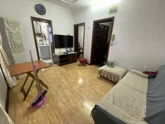 荆州沙市北京路人信汇商圈梅台巷社区步梯二楼拎包入住，周边设施齐全，出行方便出租房源真实图片