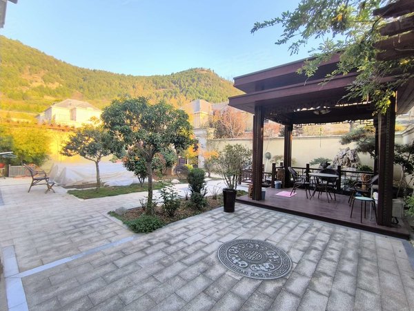 济南历下全运村海尔绿城全运村玺园龙奥大厦南 精装别墅带院 招待